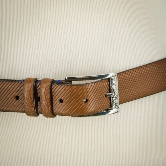 Robert Graham Size 44 Brown Ribbed Embossed Leather Silver Tone Hardware Belt - Picture 2 of 7